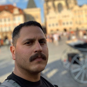 Meet your Posher, Nicholas